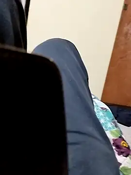 Ferno640916 online show from 10-13-25, 03:52