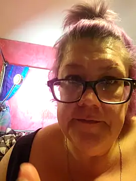 Snapshot of violentviolet68 chatting on 02-11-26, 01:38 violentviolet68 online show from 02-11-26, 01:38