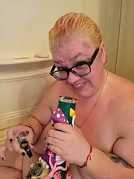 violentviolet68 online show from 12-19-25, 06:43