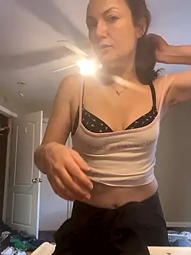 sexybriiiixoxo online show from 04-14-26, 09:42