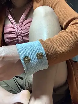 Tina pusy online show from 11-24-25, 10:32