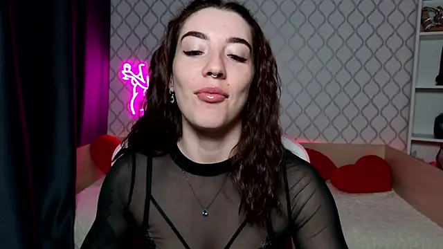 Curious Lily online show from 05-07-26, 12:37