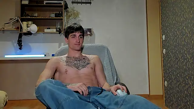 Snapshot of sweet_smith8 chatting on 02-08-26, 04:37 sweet smith8 online show from 02-08-26, 04:37