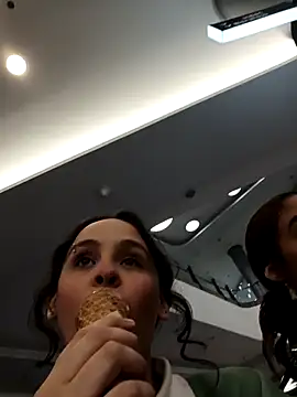 Snapshot of nucitaa-14 chatting on 10-15-25, 08:17 nucitaa-14 online show from 10-15-25, 08:17