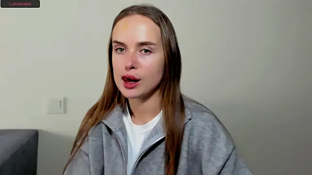 LilMary  online show from 12-22-25, 09:31