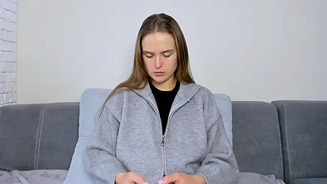 LilMary  online show from 12-16-25, 08:51