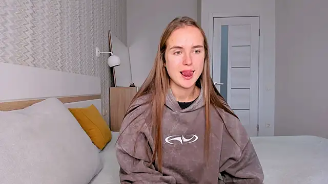 LilMary  online show from 11-03-25, 07:57