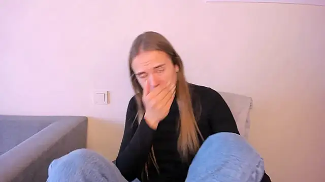 LilMary  online show from 10-29-25, 07:18