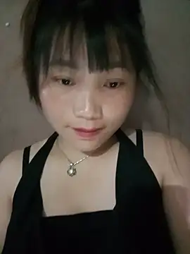 min-xinh online show from 06-18-26, 01:05