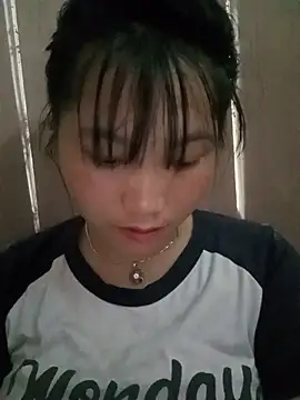 min-xinh online show from 06-15-26, 09:31