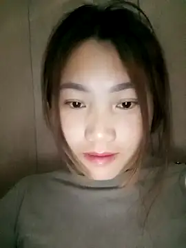 min-xinh online show from 12-14-25, 09:31