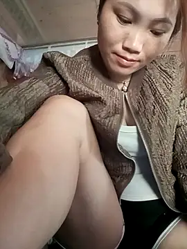 min-xinh online show from 11-16-25, 02:38