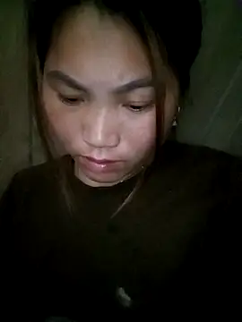 min-xinh online show from 12-22-25, 03:01