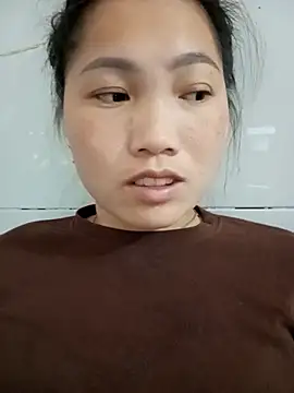 min-xinh online show from 11-26-25, 03:17