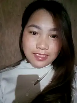 min-xinh online show from 12-15-25, 09:31