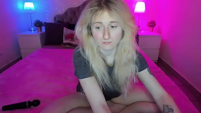 CamillaDreamer online show from 01-11-26, 05:42