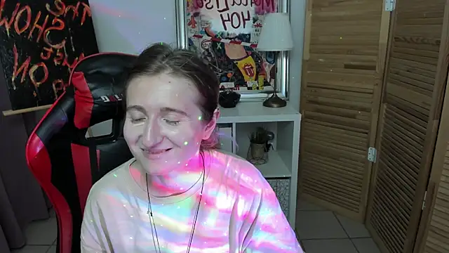 Snapshot of CamillaDreamer chatting on 07-07-26, 04:32 CamillaDreamer online show from 07-07-26, 04:32