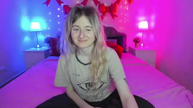 CamillaDreamer online show from 04-01-26, 10:28