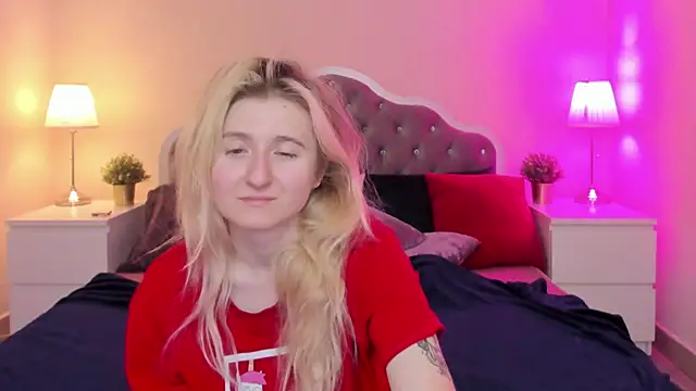 CamillaDreamer online show from 11-17-25, 10:14