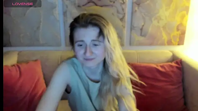CamillaDreamer online show from 04-19-26, 06:10