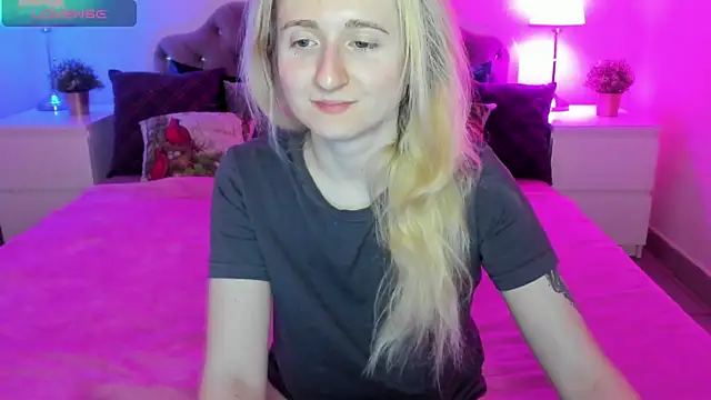 CamillaDreamer online show from 01-10-26, 05:08