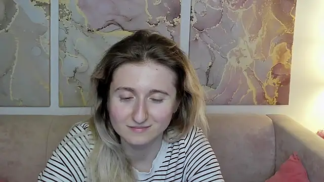 CamillaDreamer online show from 04-30-26, 08:57