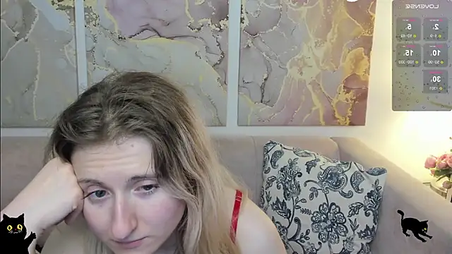 CamillaDreamer online show from 05-17-26, 06:13