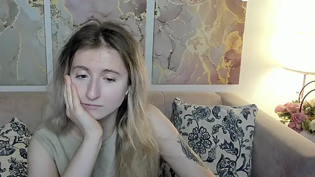 CamillaDreamer online show from 05-19-26, 10:33