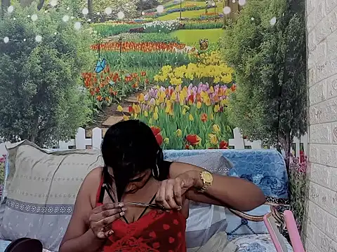 indianswtbella online show from 10-17-25, 04:38