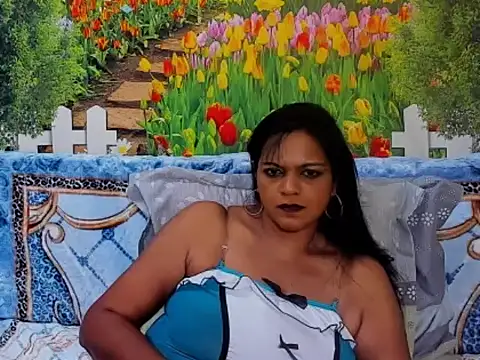 indianswtbella online show from 10-13-25, 05:47