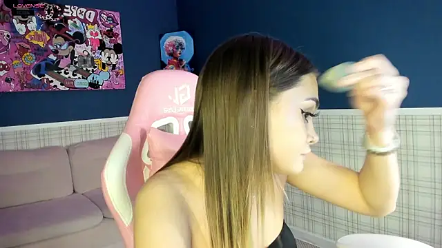 KarinaBroks online show from 11-07-25, 01:15