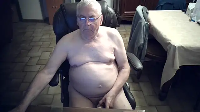 Alain633 online show from 11-01-25, 06:13