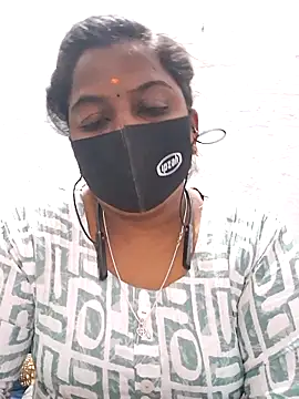 Snapshot of Tamil_Hot_Sindhu chatting on 02-03-26, 06:24 Tamil Hot Sindhu online show from 02-03-26, 06:24