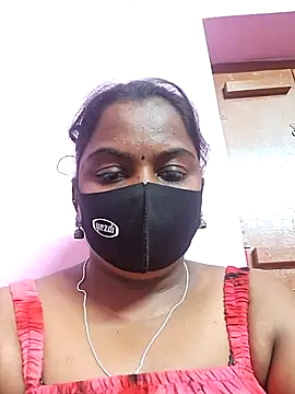 Snapshot of Tamil_Hot_Sindhu chatting on 10-11-25, 07:31 Tamil Hot Sindhu online show from 10-11-25, 07:31