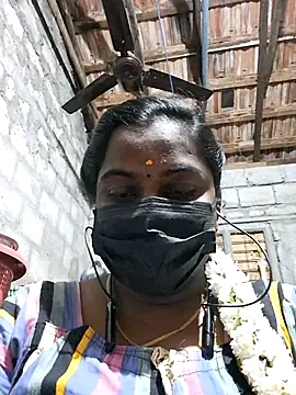 Snapshot of Tamil_Hot_Sindhu chatting on 01-09-26, 04:03 Tamil Hot Sindhu online show from 01-09-26, 04:03