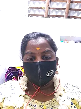 Snapshot of Tamil_Hot_Sindhu chatting on 10-04-25, 05:36 Tamil Hot Sindhu online show from 10-04-25, 05:36