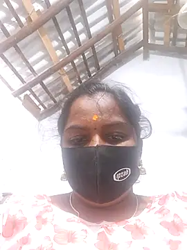 Snapshot of Tamil_Hot_Sindhu chatting on 10-07-25, 08:04 Tamil Hot Sindhu online show from 10-07-25, 08:04