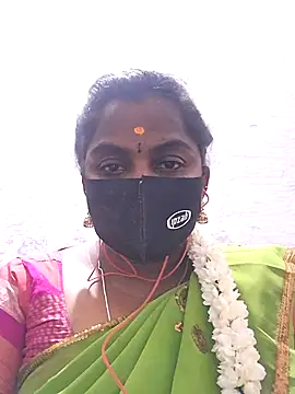 Snapshot of Tamil_Hot_Sindhu chatting on 10-03-25, 05:14 Tamil Hot Sindhu online show from 10-03-25, 05:14
