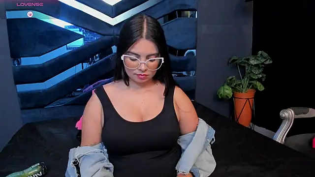 Valka Ross online show from 11-13-25, 11:52