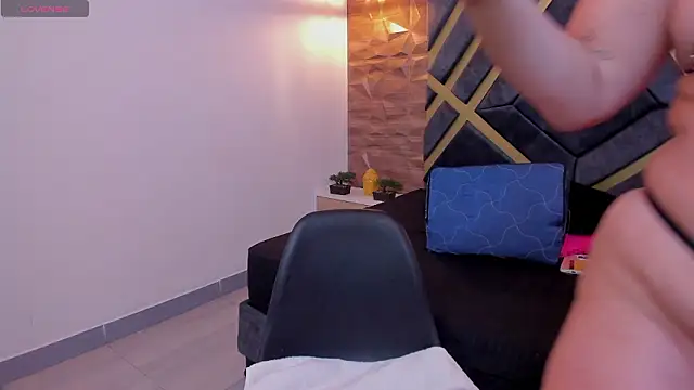 Valka Ross online show from 02-19-26, 05:26