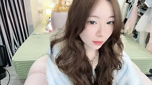 Gardenia-222 online show from 12-17-25, 01:49