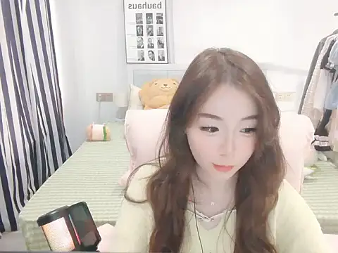 Snapshot of Gardenia-222 chatting on 10-12-25, 06:26 Gardenia-222 online show from 10-12-25, 06:26
