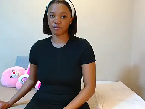 Snapshot of SlimSexxy21 chatting on 10-13-25, 05:14 SlimSexxy21 online show from 10-13-25, 05:14