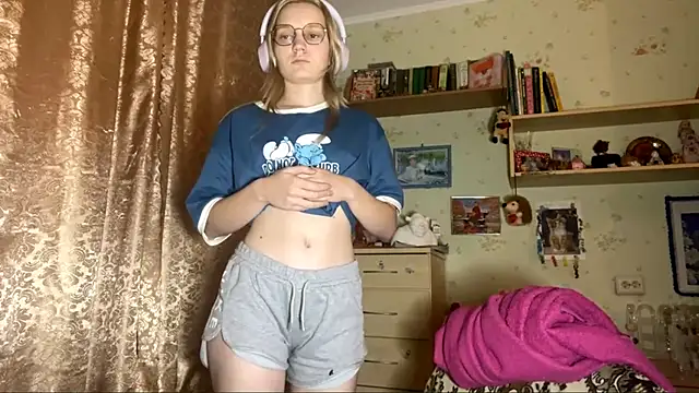 xX Looola Xx online show from 10-04-25, 05:47