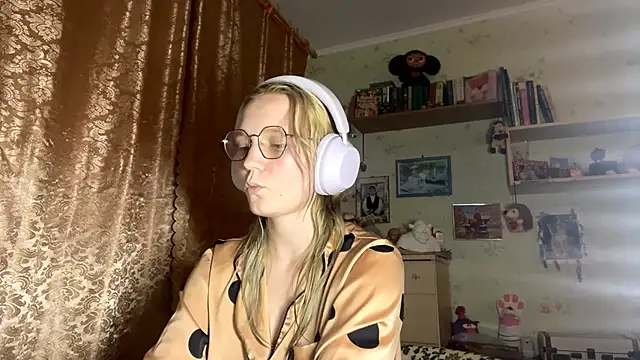 xX Looola Xx online show from 10-02-25, 07:28