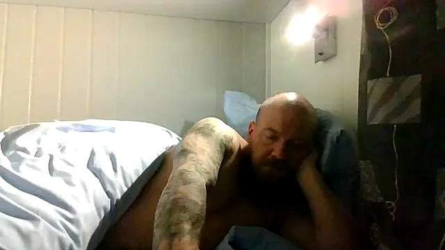 Snapshot of Real_viking chatting on 02-25-26, 09:36 Real viking online show from 02-25-26, 09:36