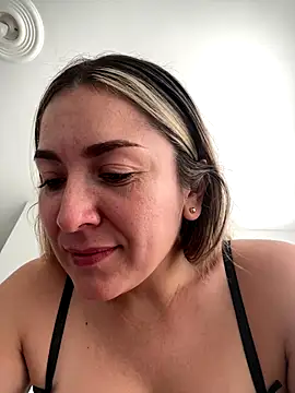 Mariana gom online show from 01-07-26, 01:49