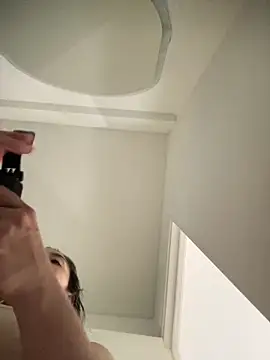 Mariana gom online show from 03-30-26, 05:36