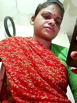 Snapshot of SHMA-77 chatting on 10-02-25, 07:17 SHMA-77 online show from 10-02-25, 07:17