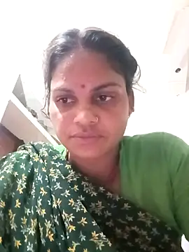 Snapshot of SHMA-77 chatting on 11-03-25, 03:48 SHMA-77 online show from 11-03-25, 03:48